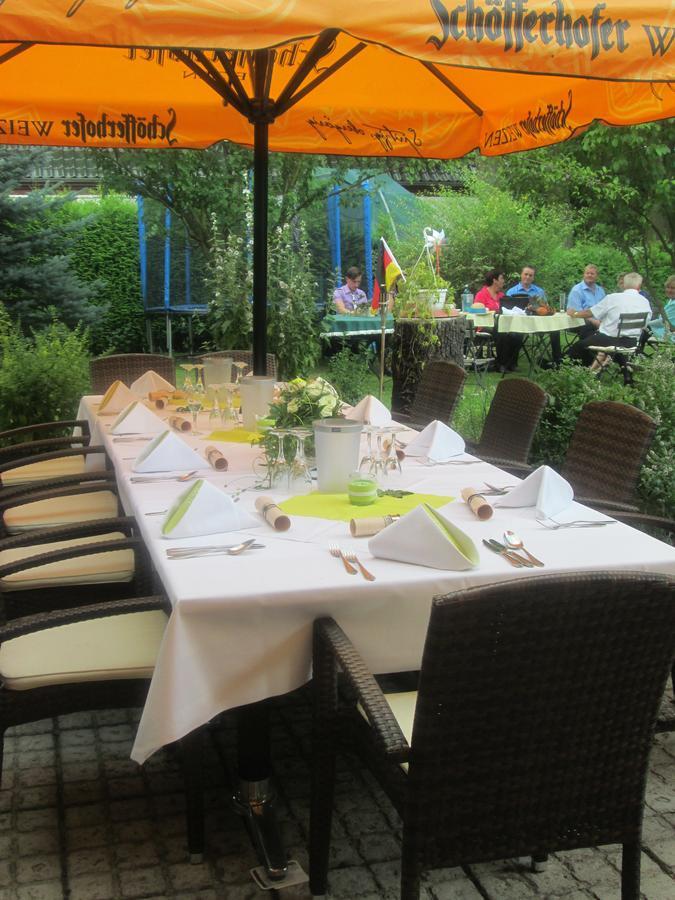 Schlossparkhotel Sallgast Екстер'єр фото